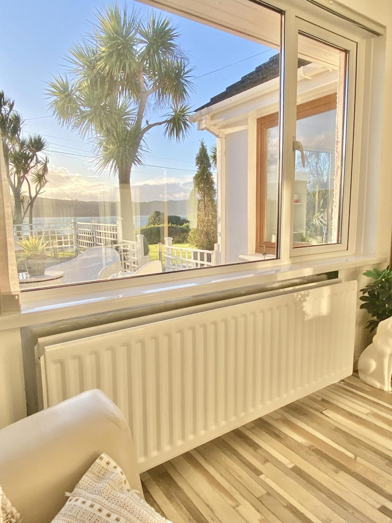 Seaview Cottage On The Island Millbay Exterior photo