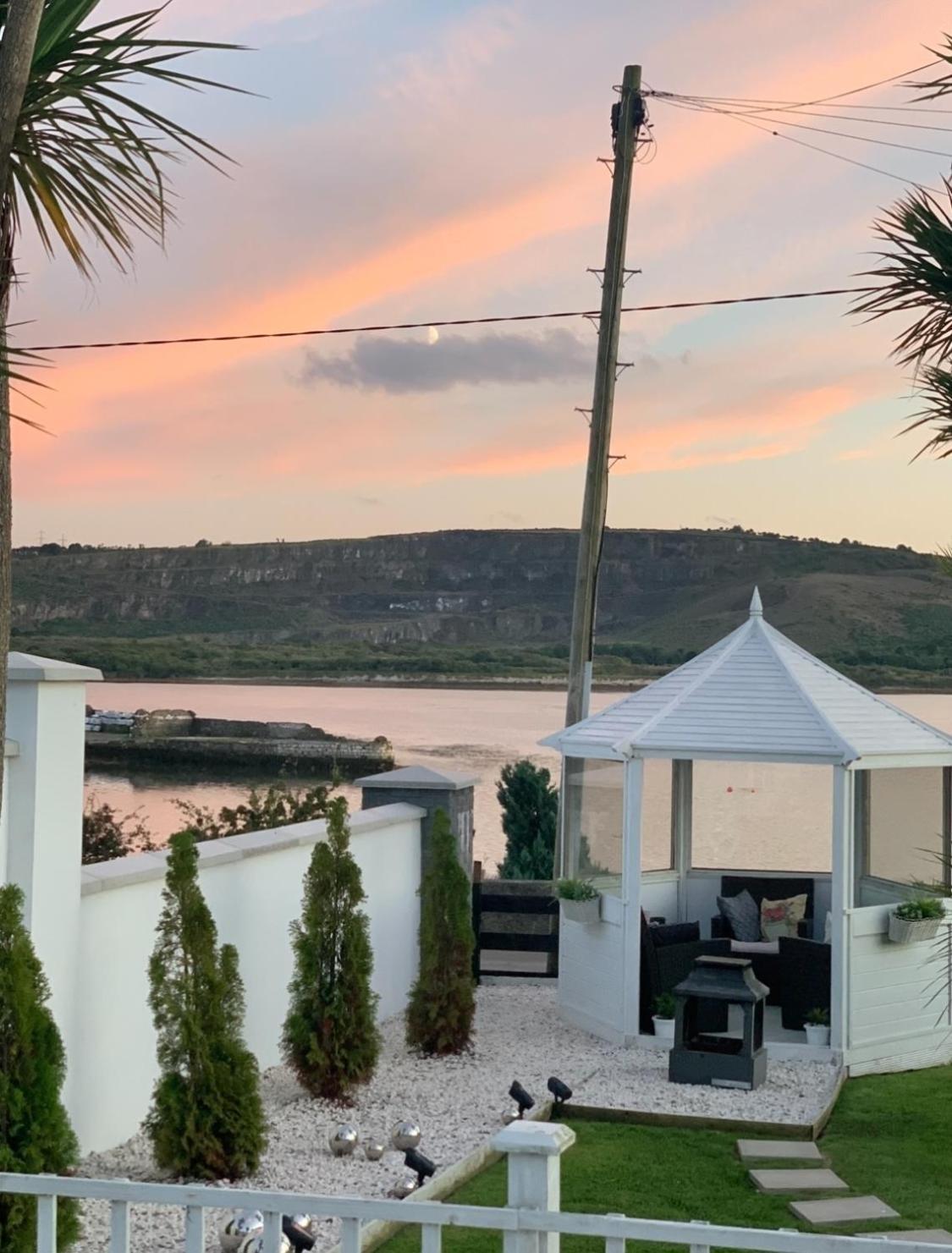 Seaview Cottage On The Island Millbay Room photo